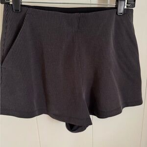 Lululemon striped Shorts in Charcoal Gray